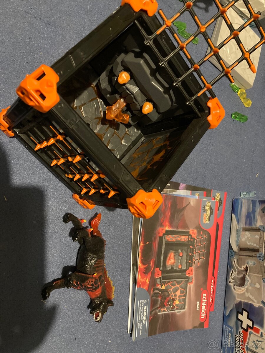 Schleich 42674 Eldrador Lávová hyena - 2