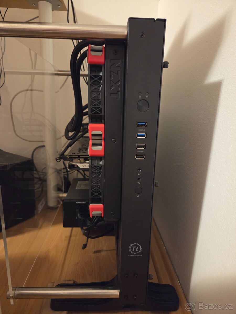 Prodám PC komplet vybavená skříň - 2