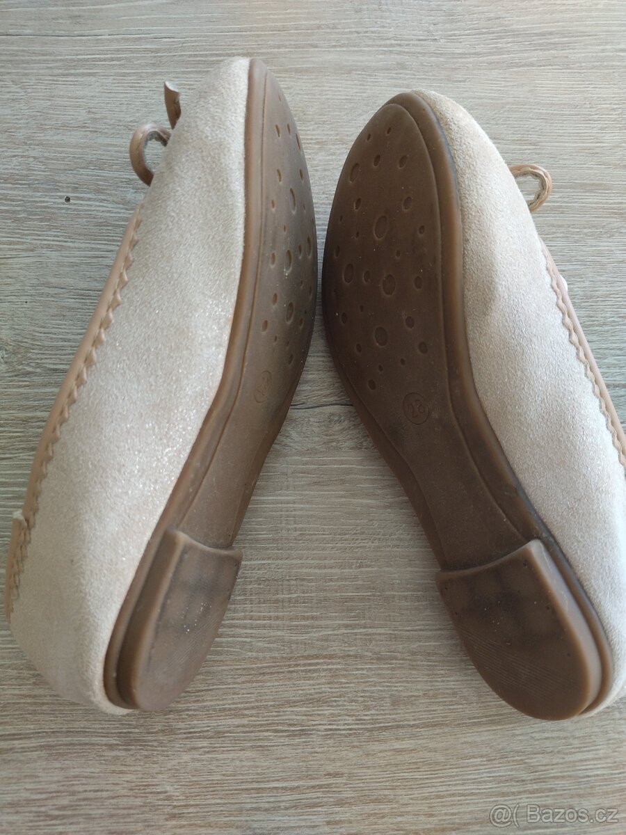 Baleríny vel.28 - 2