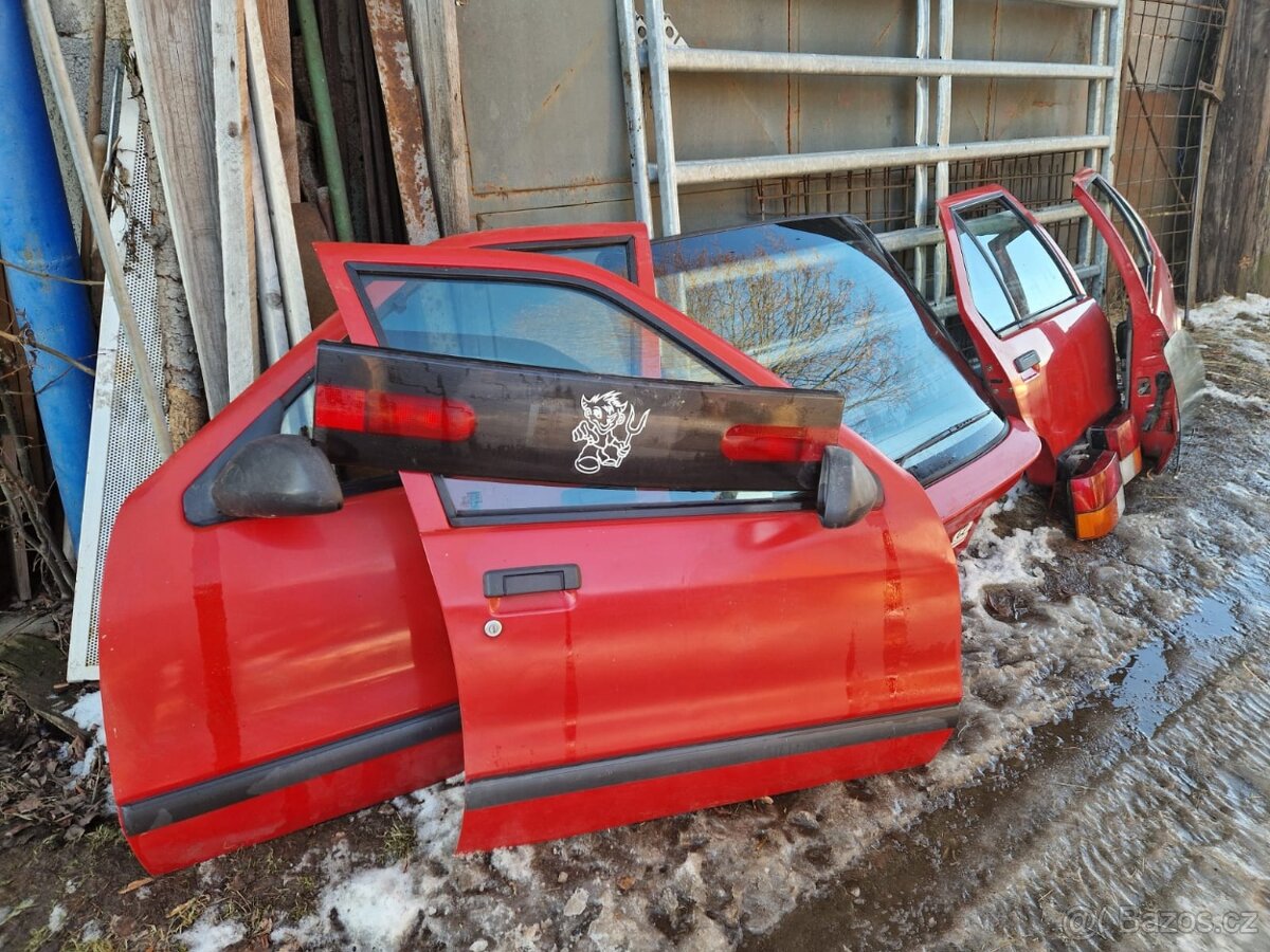 Dveře na Renault 19 - 2
