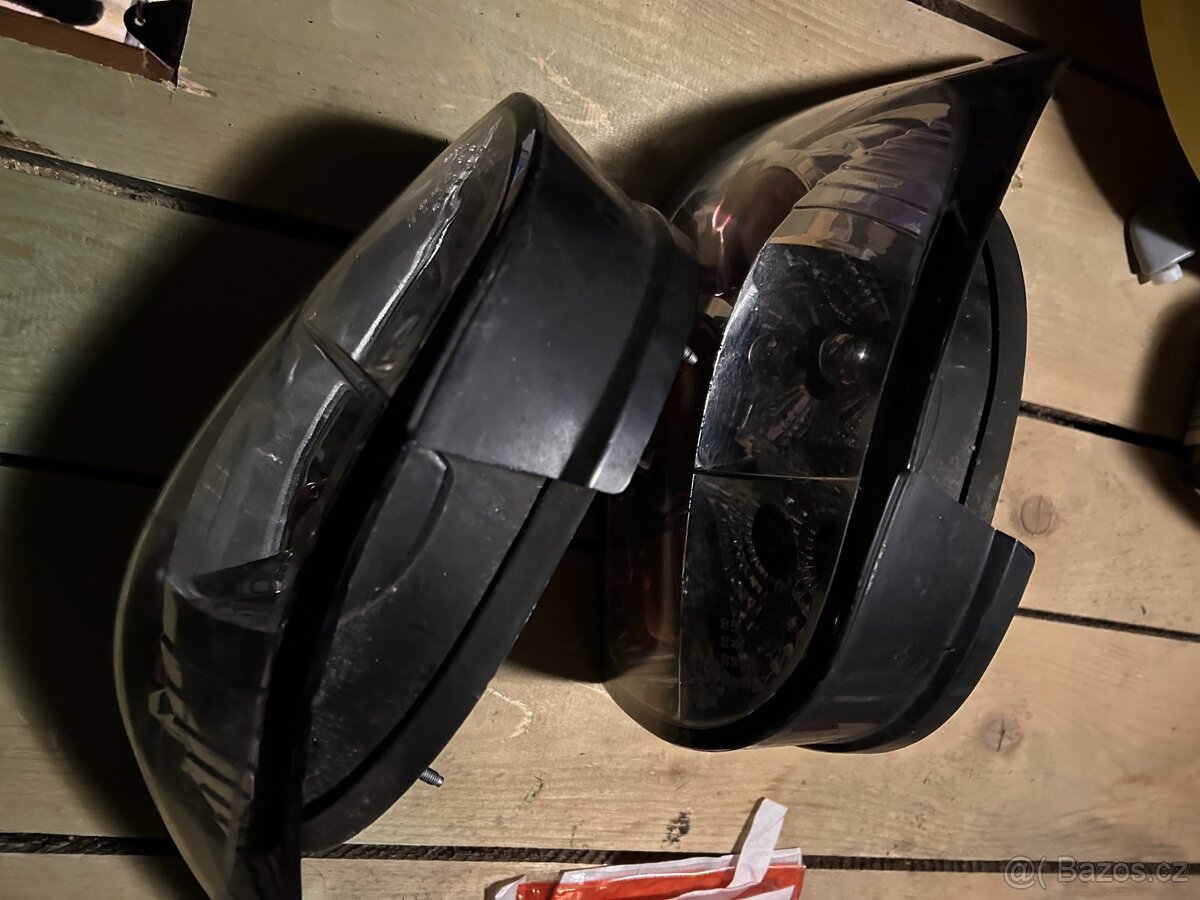 Čirá zadní optika na Ford Mondeo - 2