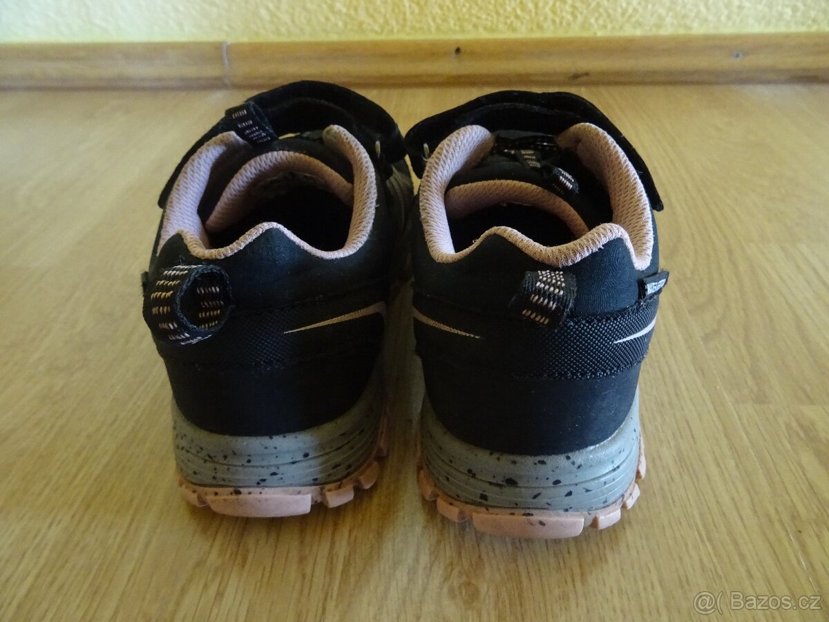 Softshellová obuv vel.35 - 2