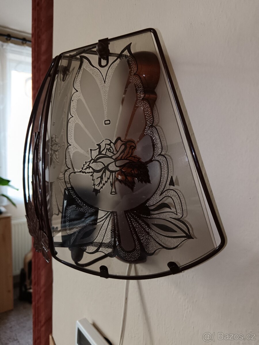 Lampa na zeď - 2