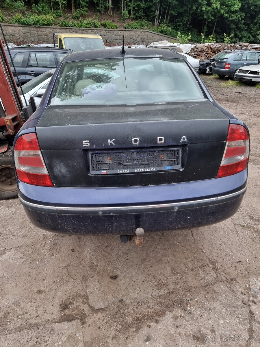 Škoda Superb 2.8 V6 - 2