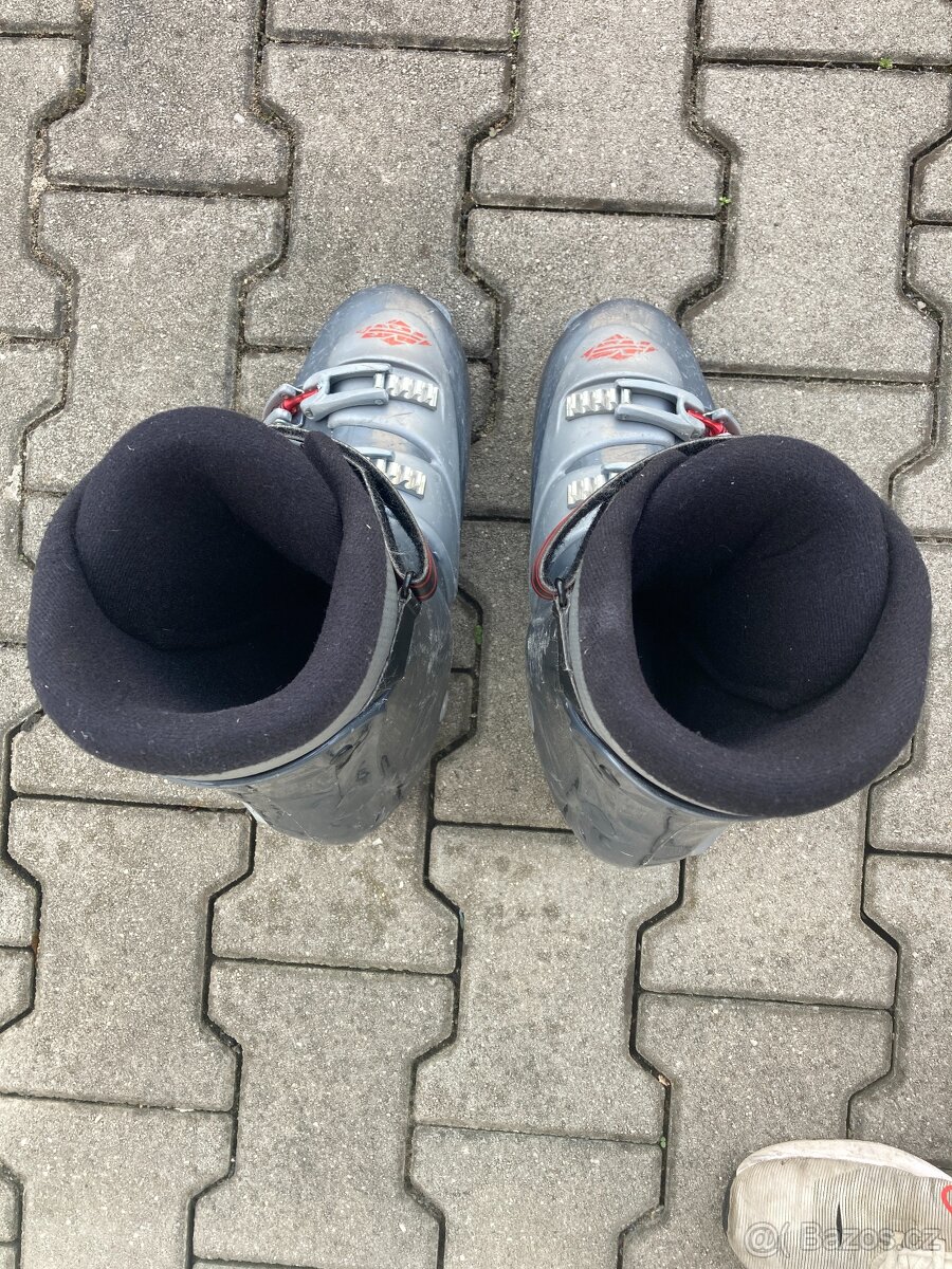 Prodám lyžáky velikost 28 - 322mm - 2