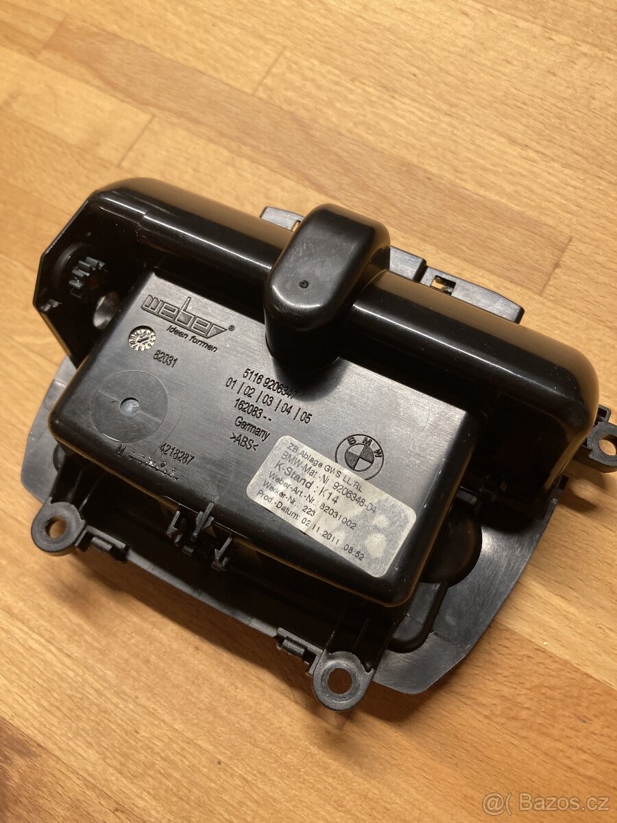 BMW F10/11 popelnik - 2