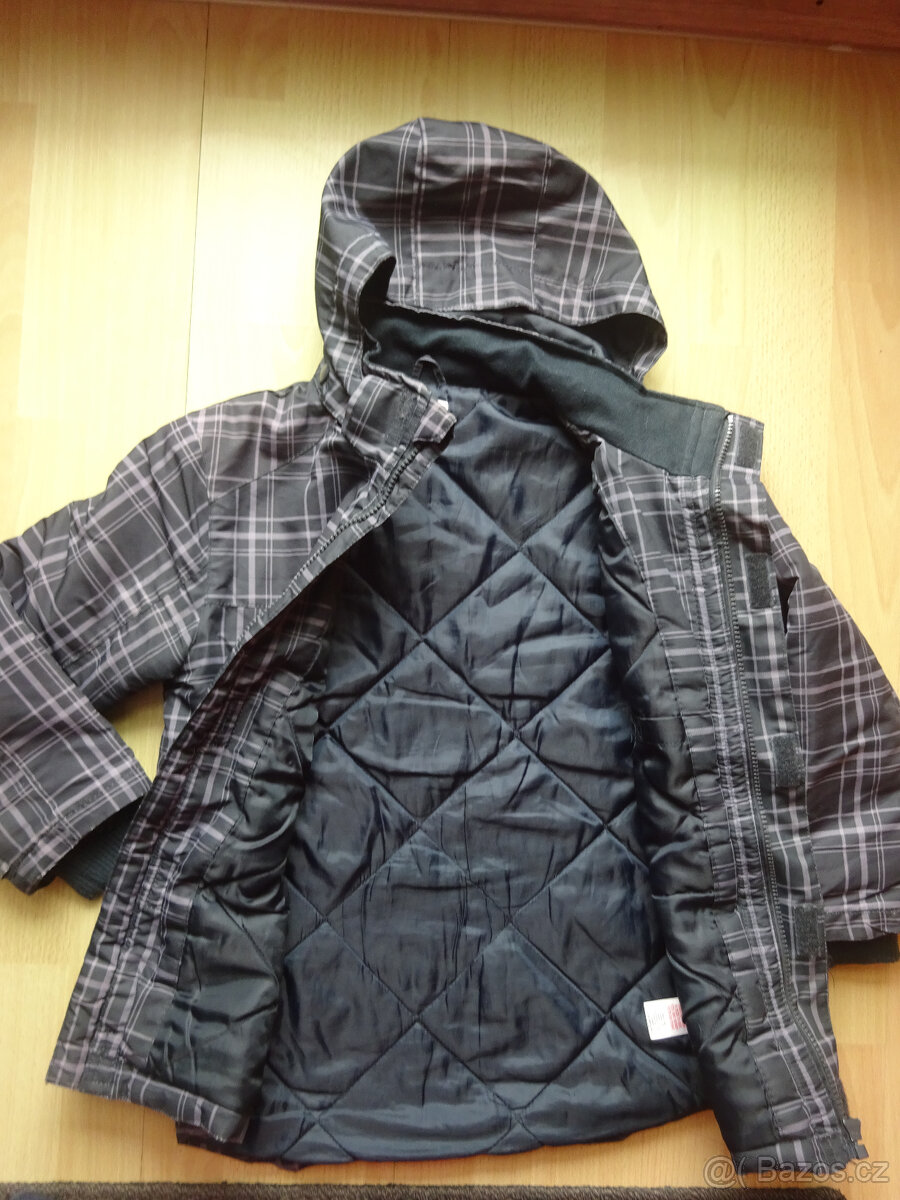 Zimní klučičí bunda zn. F&F vel. 128 - 2