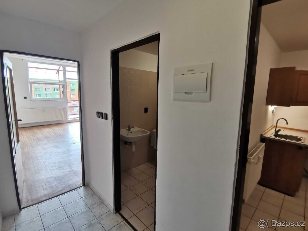Pronájem bytu 1+1, Bílina, Sídliště za Chlumem - 2