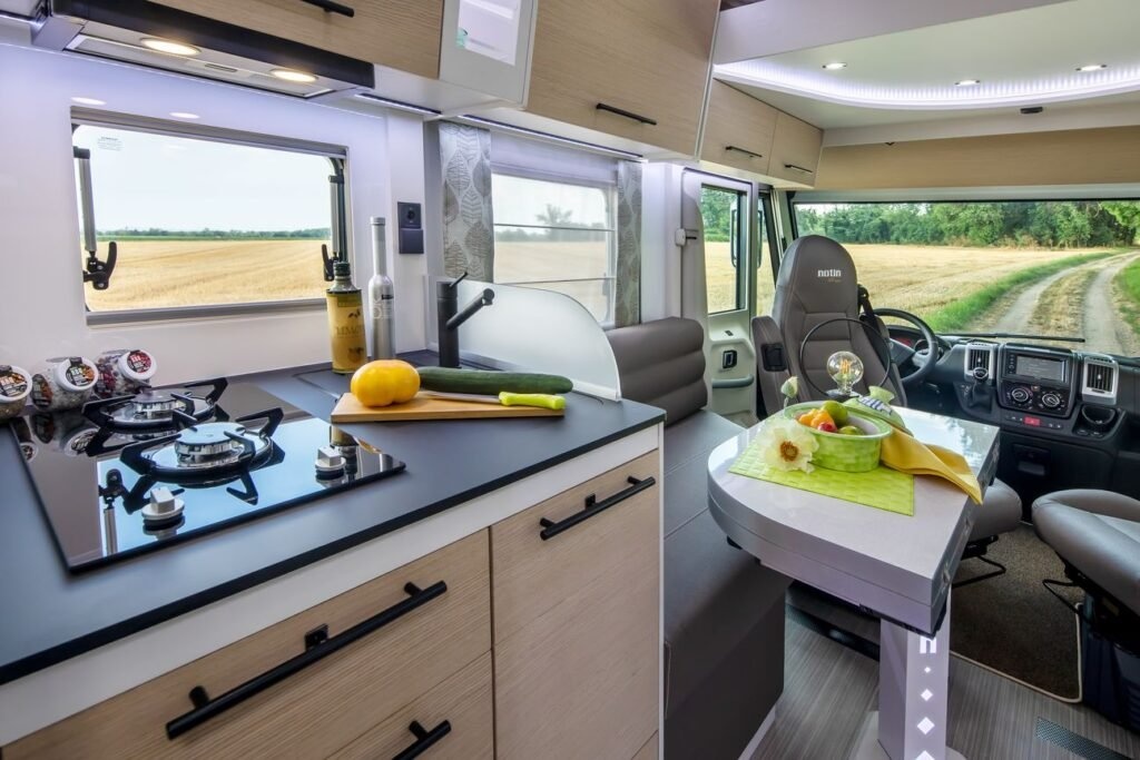 Obytný vůz Notin - 2