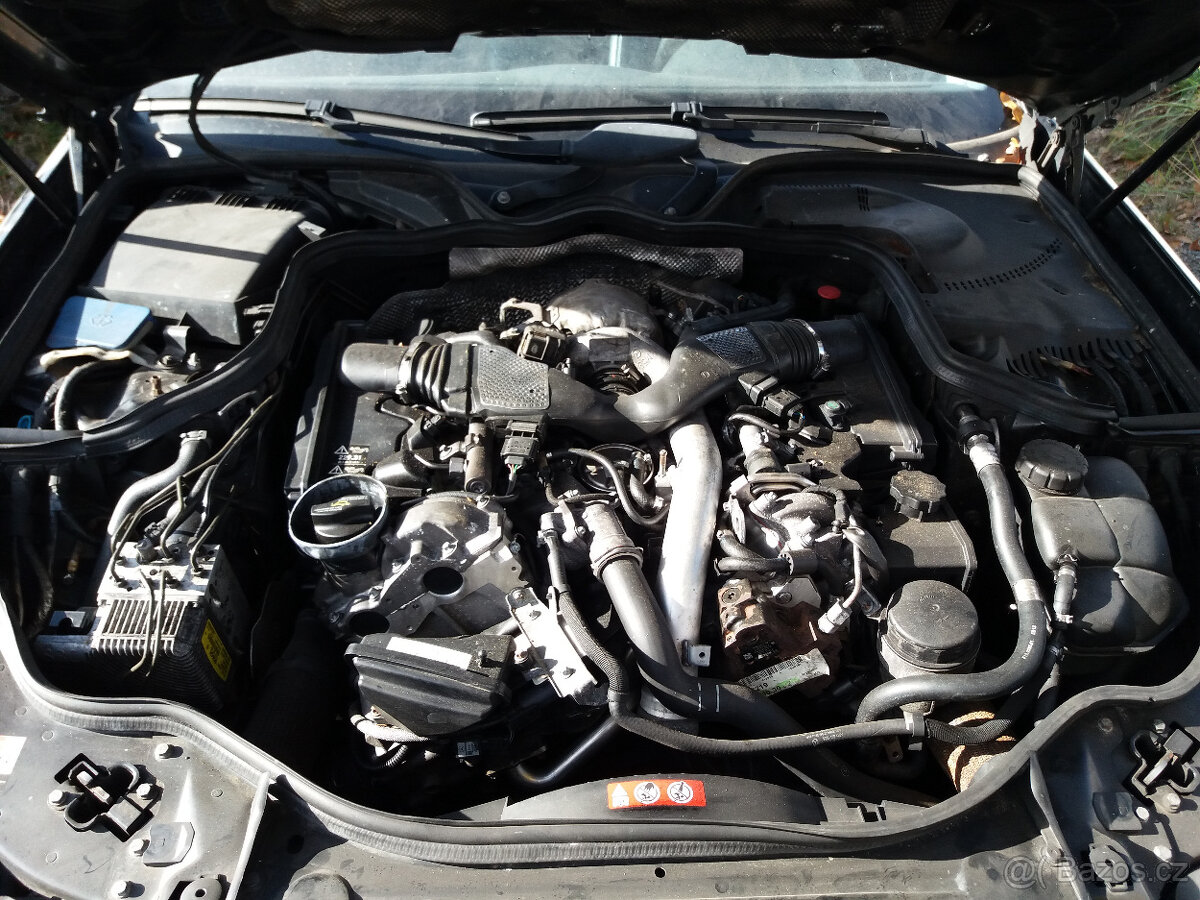 Mercedes E 211 280 CDI v6 kombi náhradní díly - 2