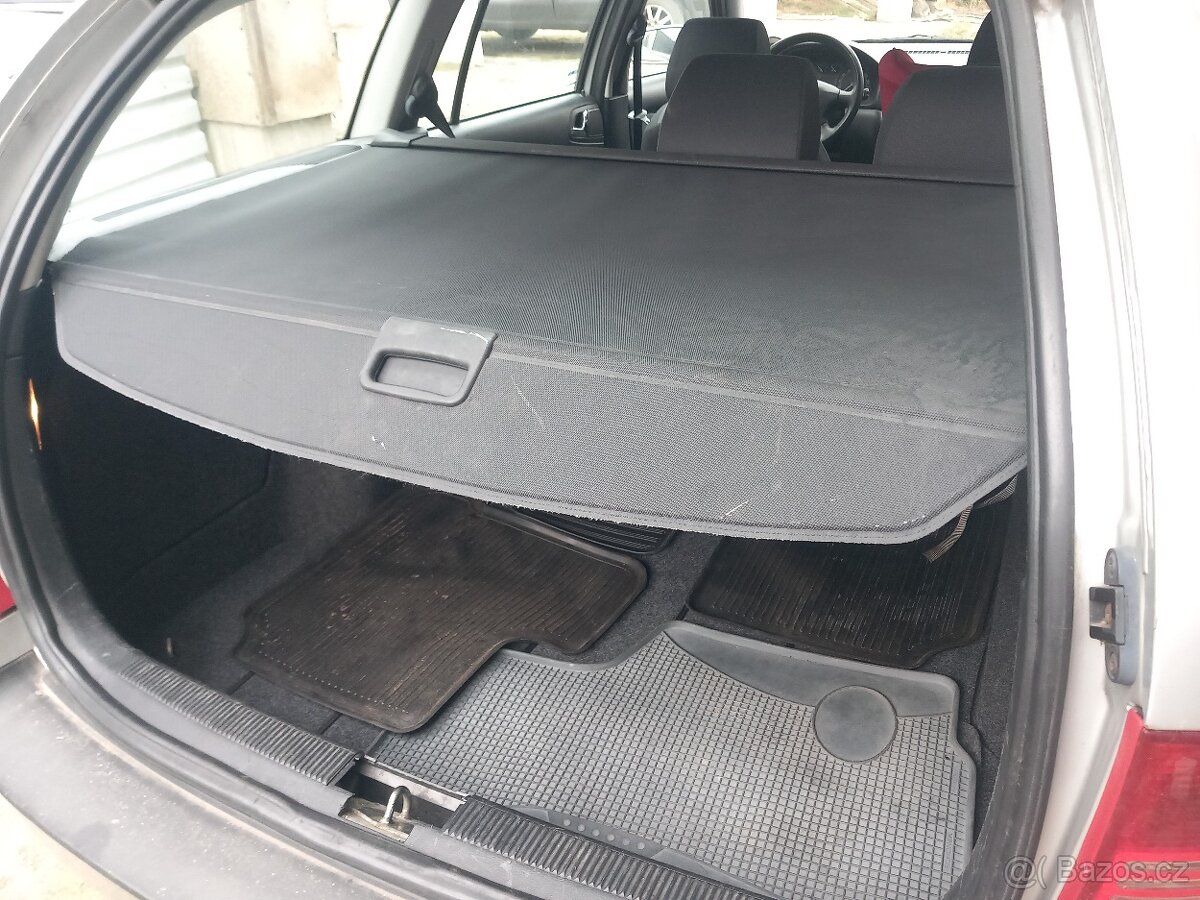 Škoda Octavia combi Roleta kufru a jiné ND - 2