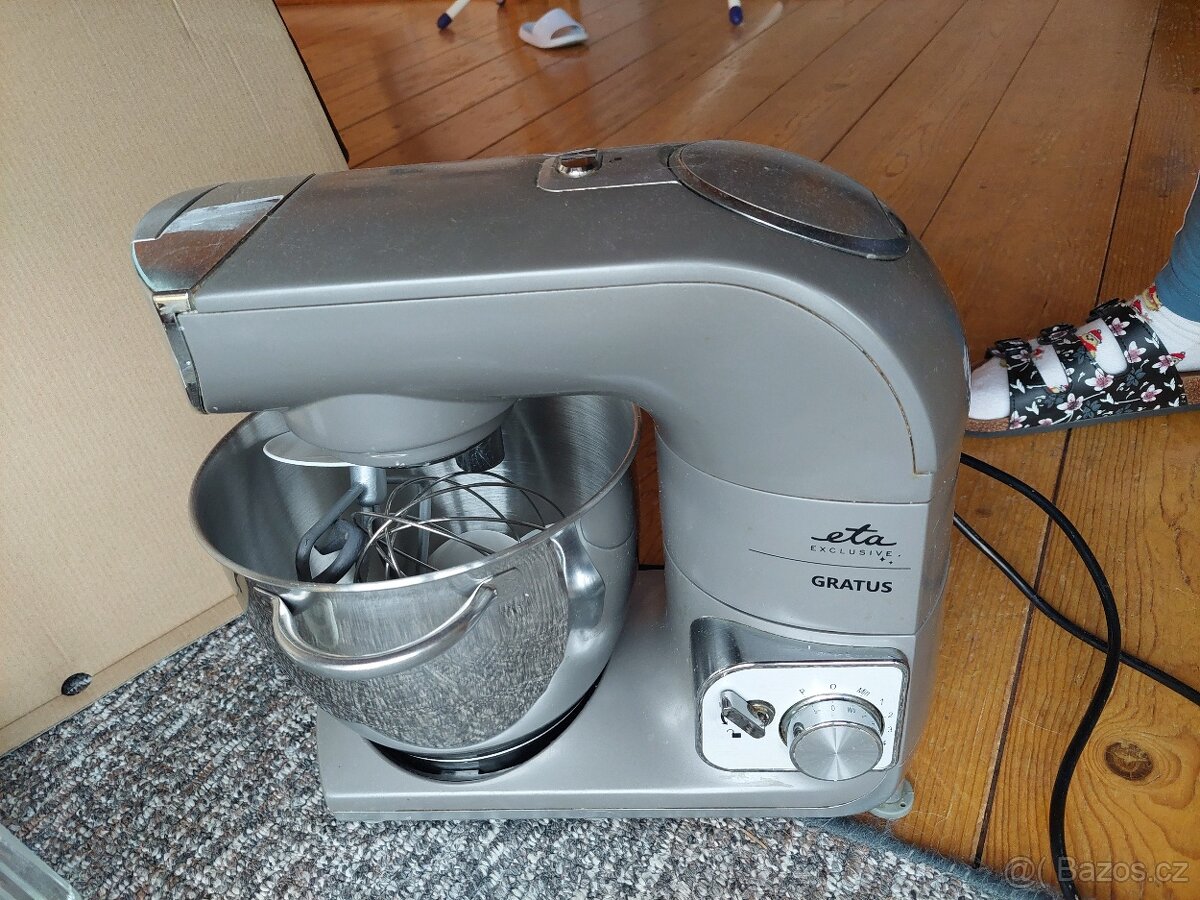 Robot Eta Gratus - částečně funkční, repase vhodná - 2