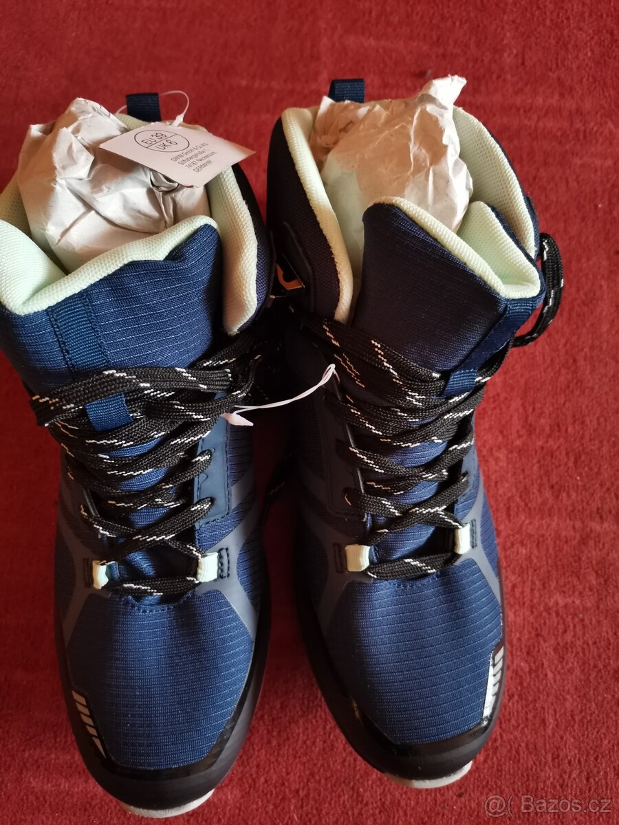 Trekova obuv vel. 39 - 2