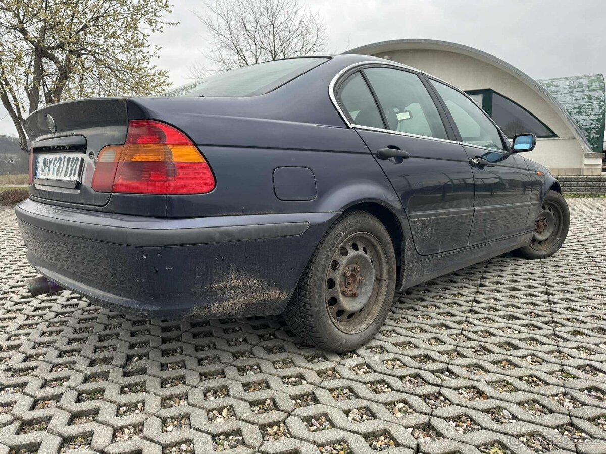 BMW e46 316i na náhradní díly, v celku - 2