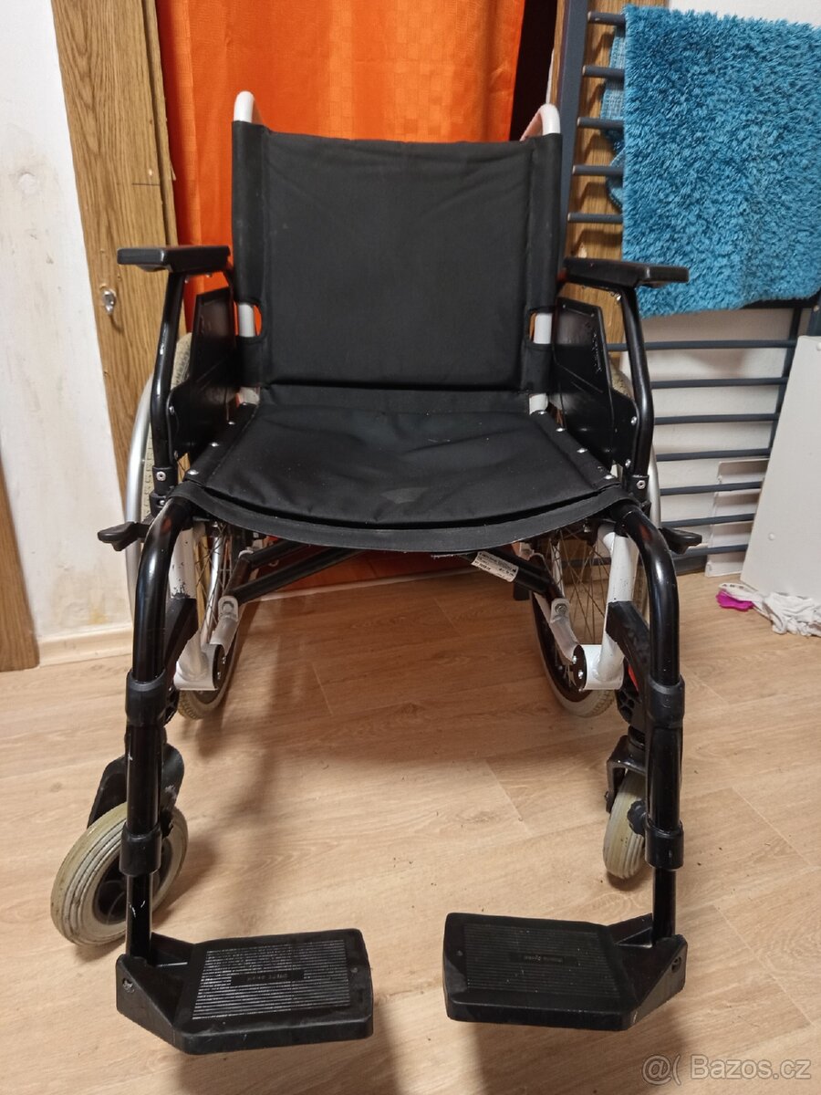 Invalidní vozík - 2