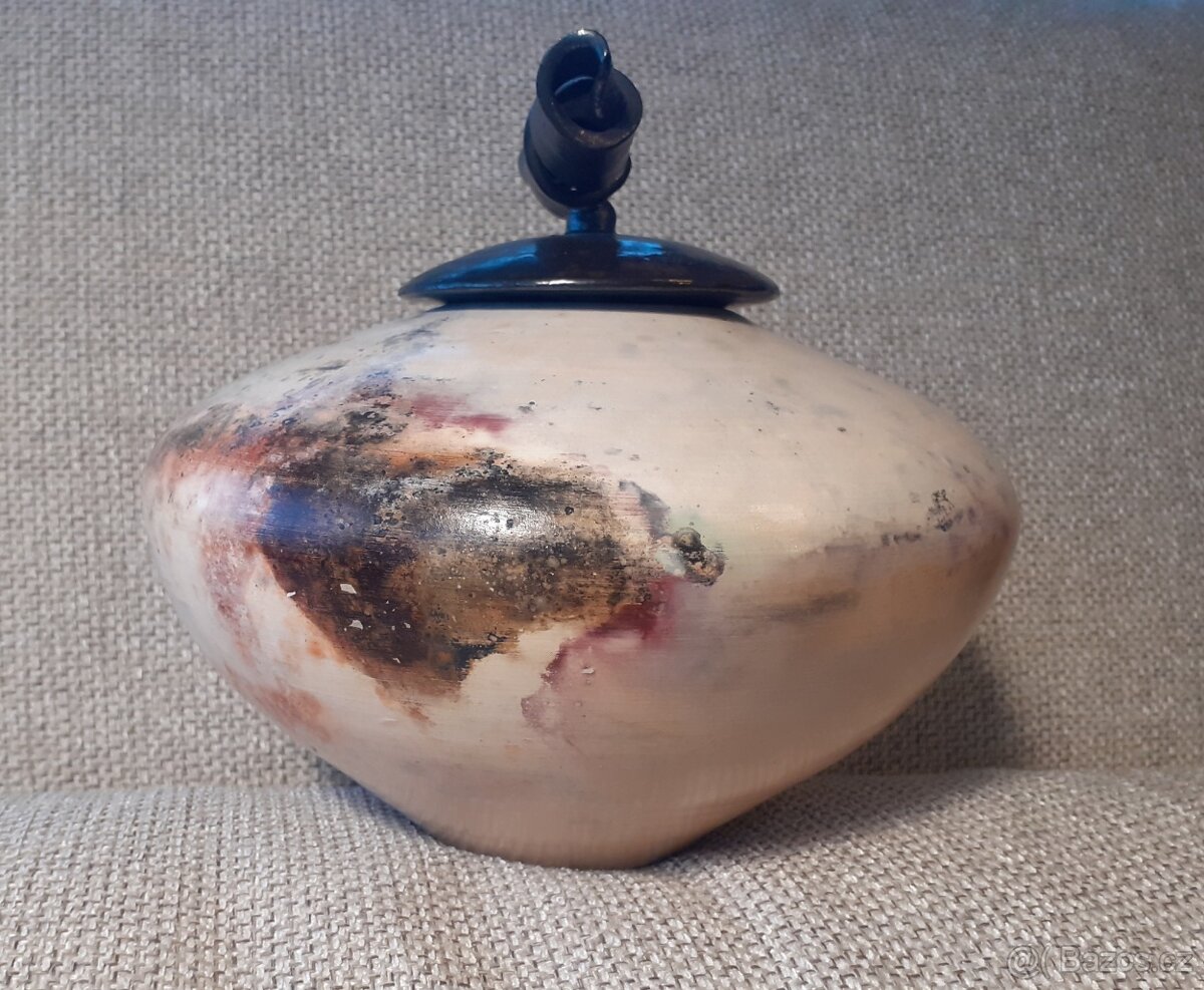 Váza z raku keramiky - 2