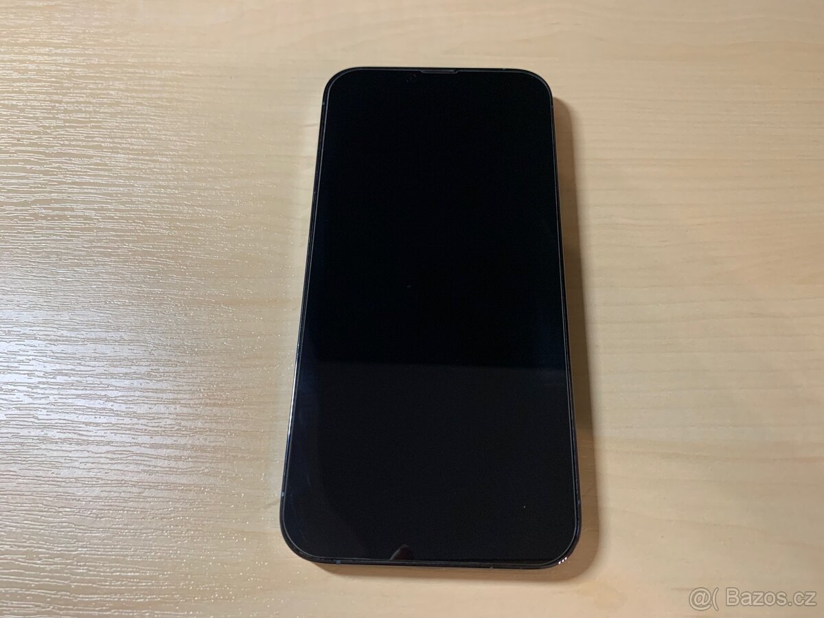 Prodám iPhone 13 Pro Max 256 GB ve výborném stavu. - 2