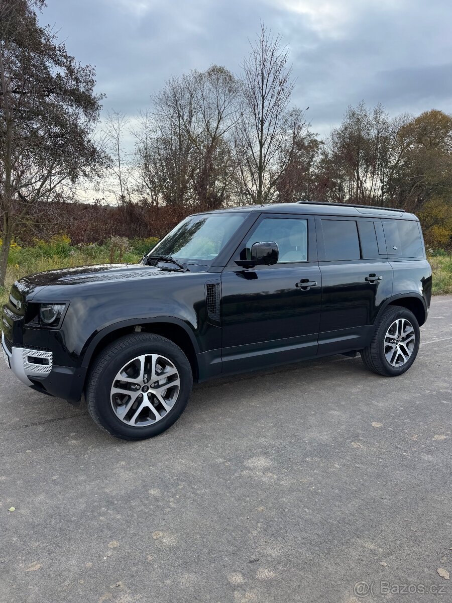 Land Rover Defender 110 3.0D D300 SE 9/2022 odpočet DPH - 2