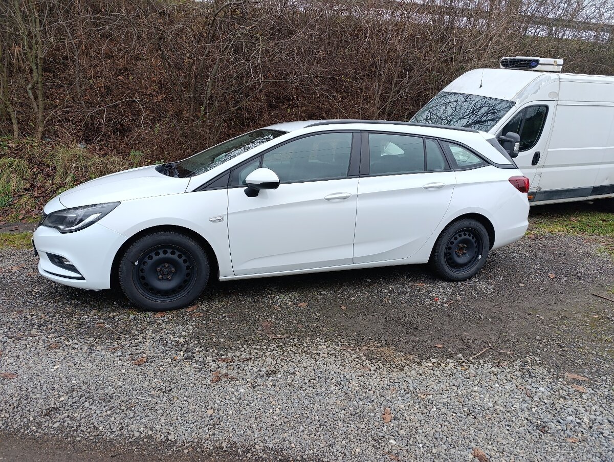 Opel Astra model K 2018 - 2
