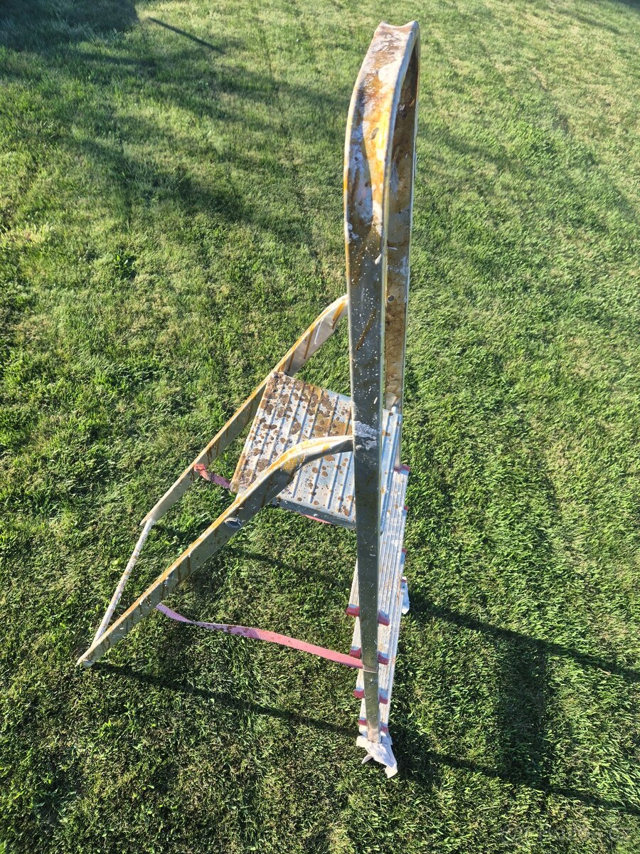 Hliníkové schůdky - 2