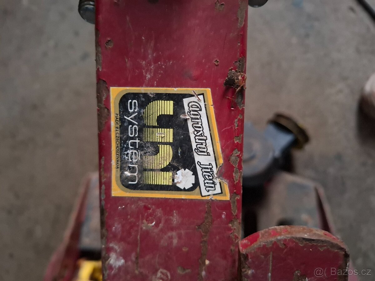 Vyoravač brambor - 2