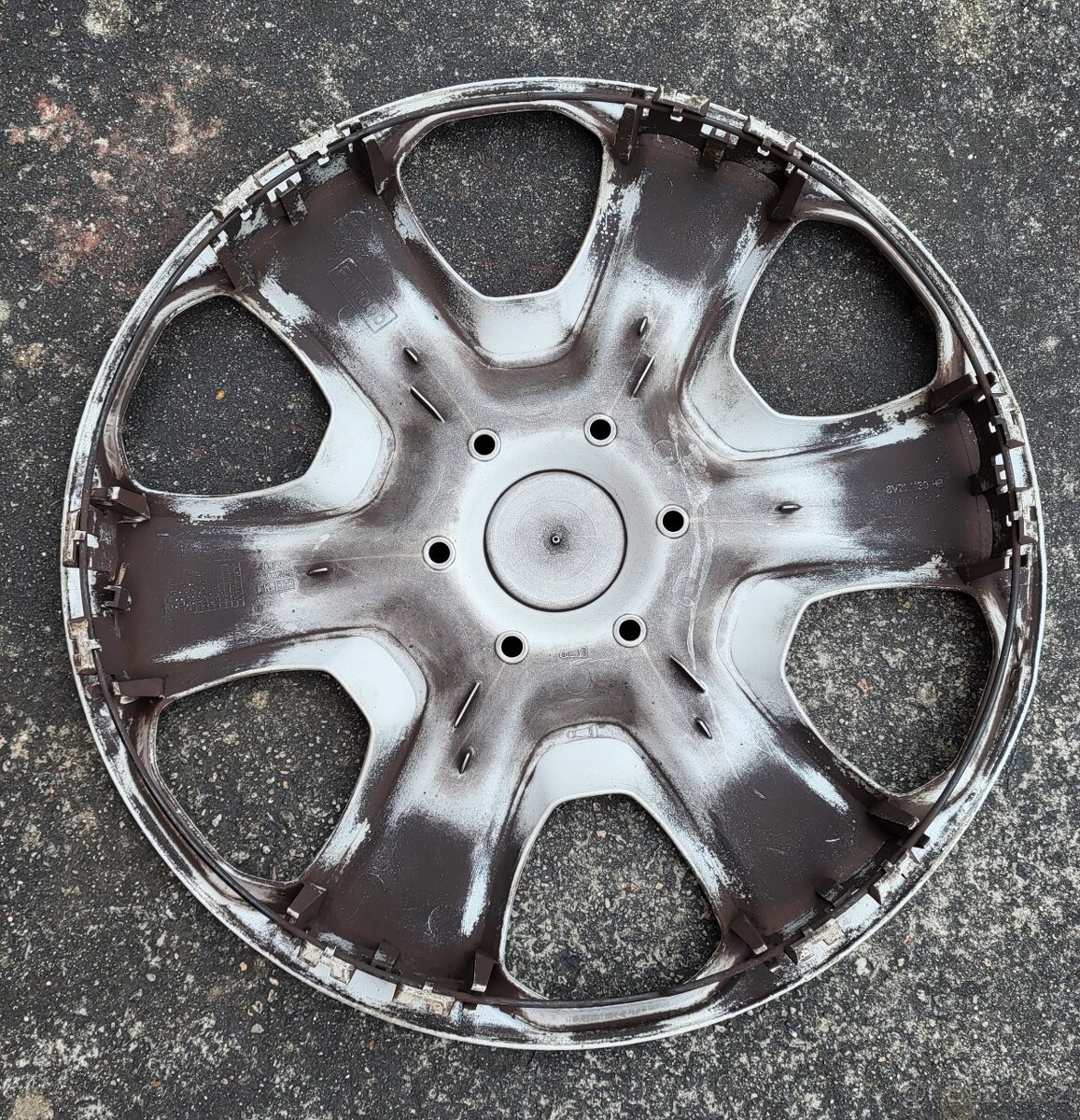 1 kus poklice Ford Fiesta 15" - 2
