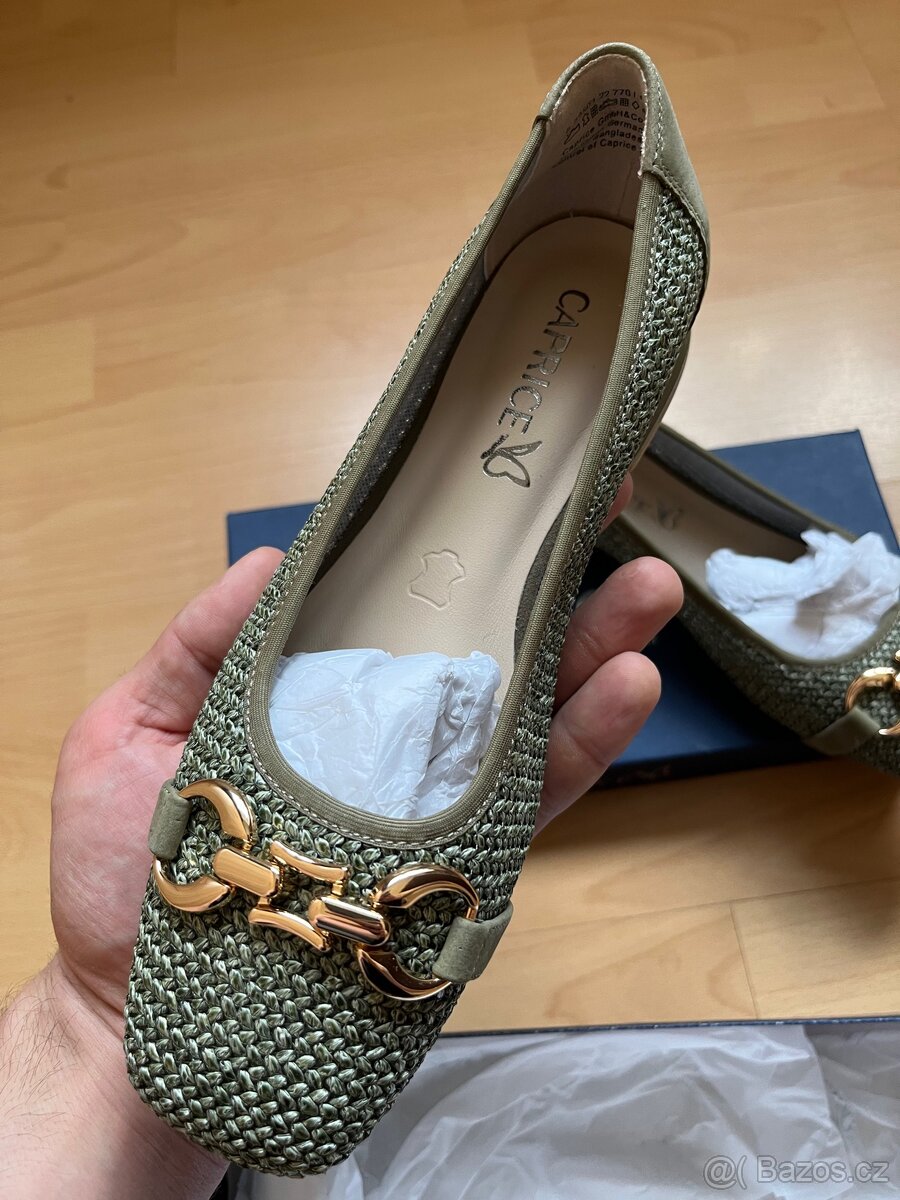 Dámské boty značky Caprice - 2