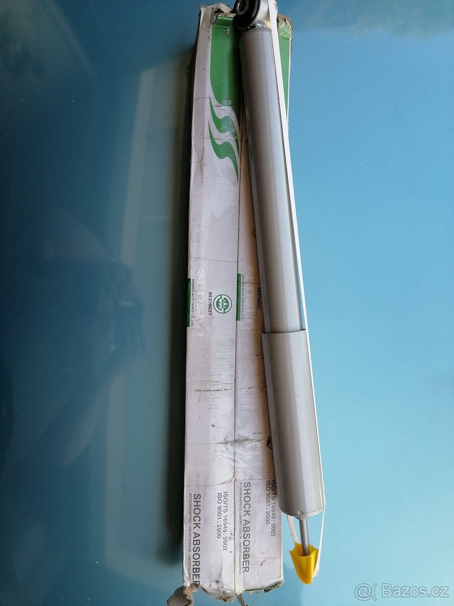 Dodge charger 3.5 Chrysler 300c Tlumiče nové - 2