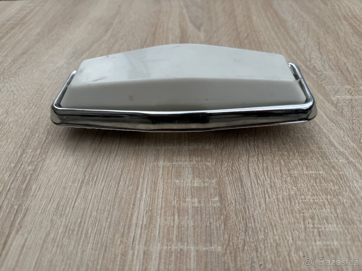 Volha Gaz 24, stropní světlo interiéru - 2