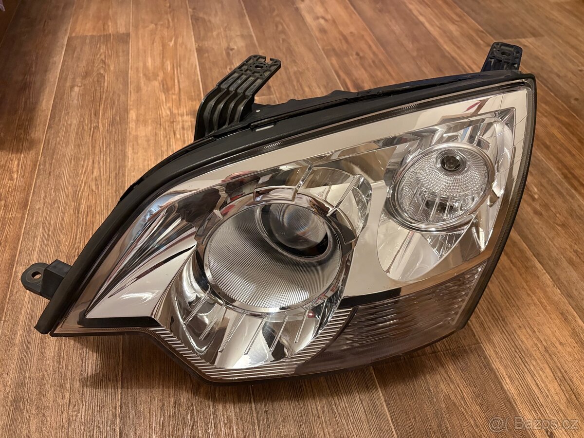 Xenonové levé přední světlo - Opel Antara - 2