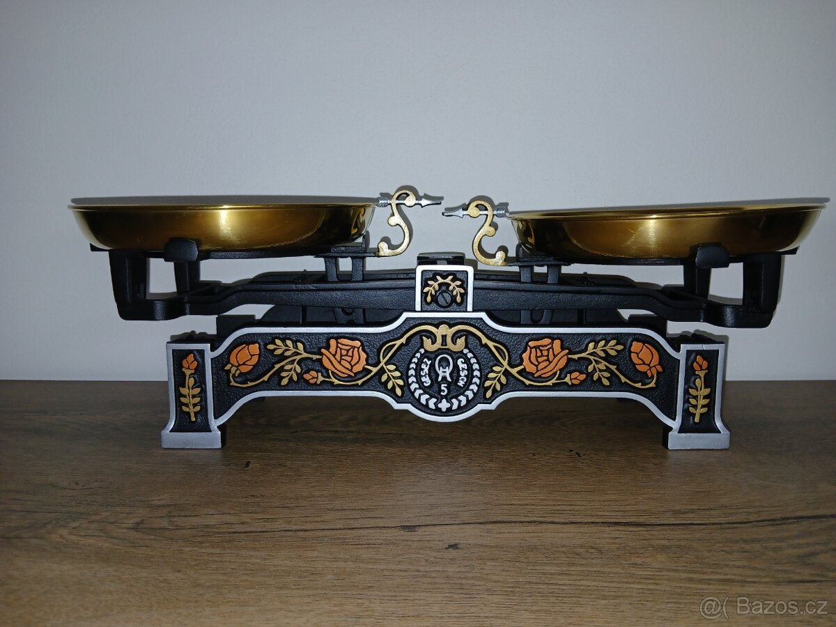 Staré váhy.Květiny 1. - 2