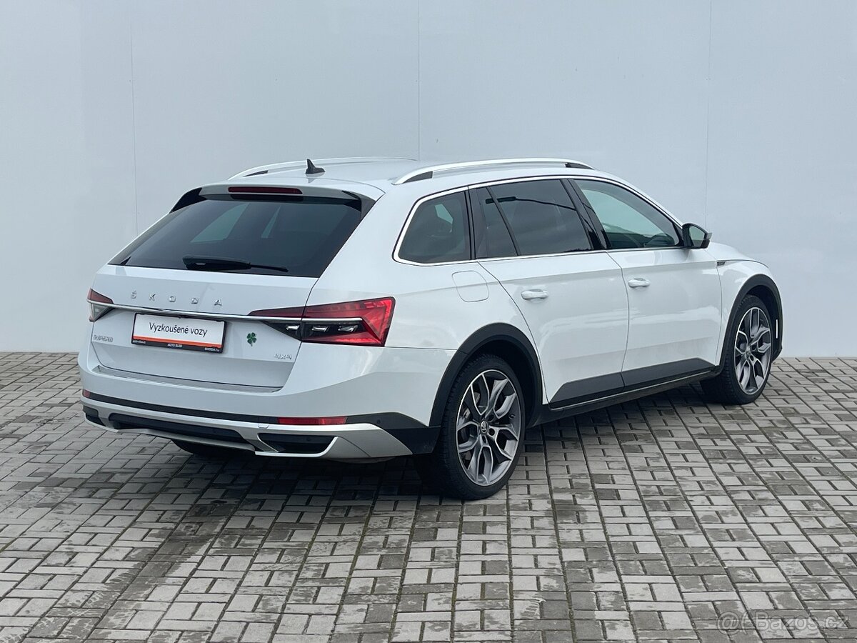 Škoda Superb Combi 2,0 TSI / 206 kW DSG 4x4 Scout - 2