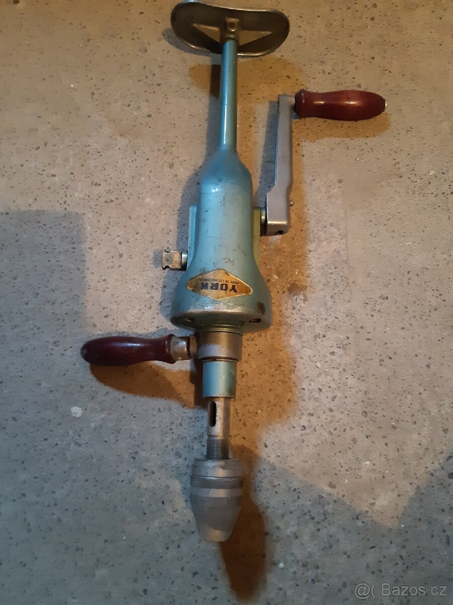 Stara rucni vrtacka - 2