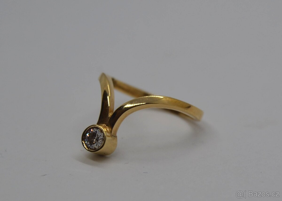 Zlatý prsten s briliantem 0.25 ct - 2