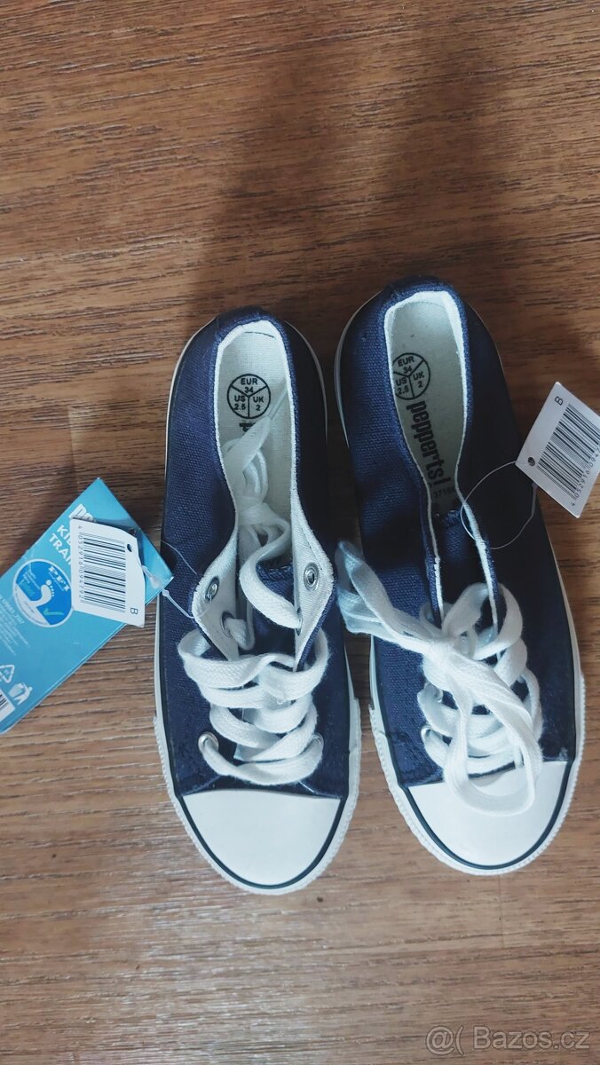 Nové plátěné tenisky do tělocviku vel. 34 - 2