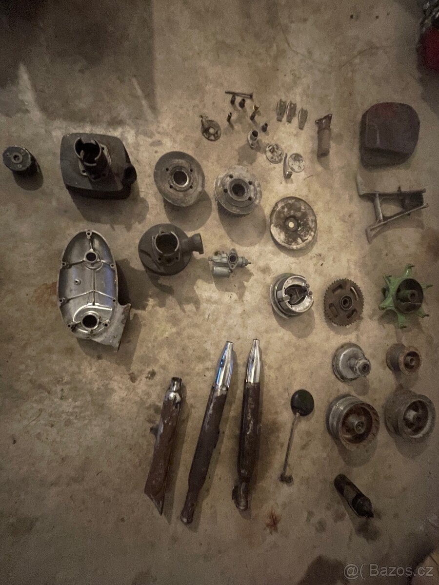 Mix dílů Jawa a Čz. Ceny dohodou - 2