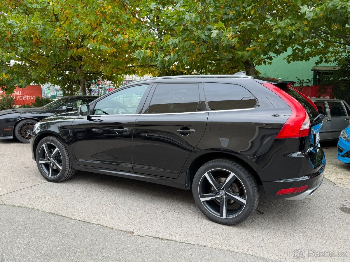 Volvo XC60 D5 AWD R-Design - 2