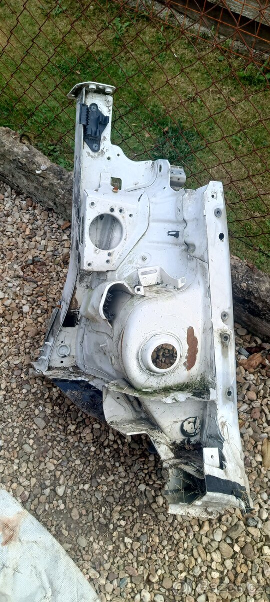 Škoda fabia 2 přední nosník - 2