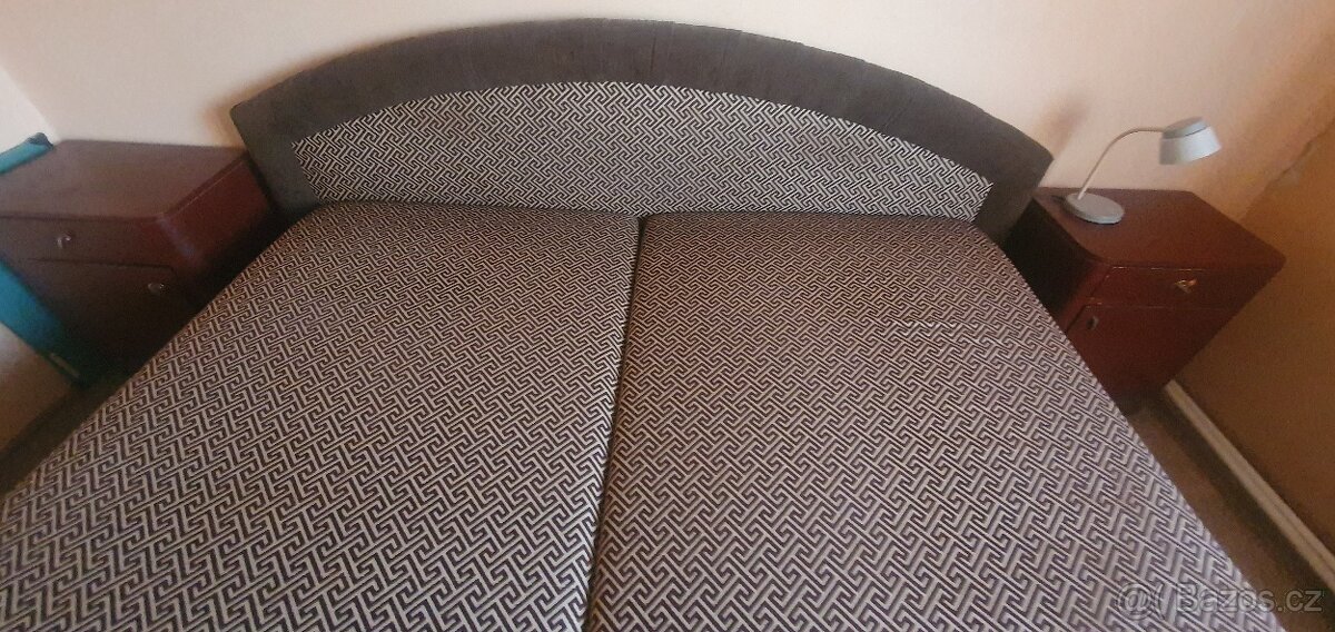 Manželská postel - 2