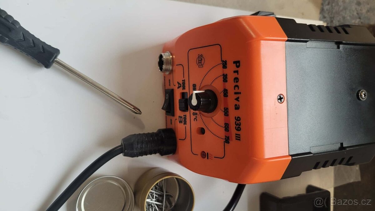 Pájecí stanice a příslušenství Preciva 939 III - 2