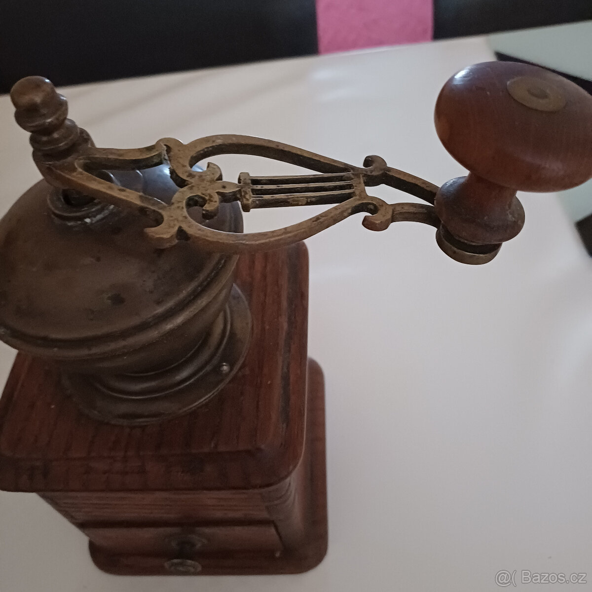 mlýnek na kávu a koření - 2