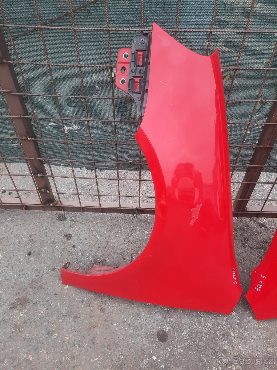 vw golf 5 - predni blatniky - 2