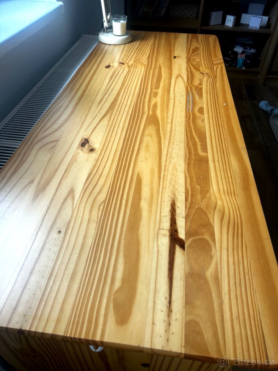 Psací stůl z masivu – borovice - 2