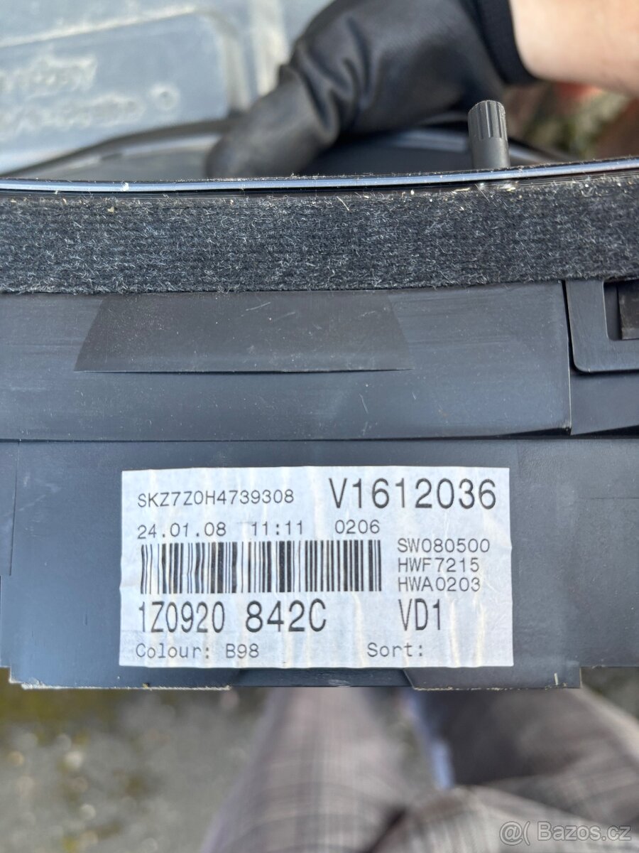 Škoda octavia 2 rs budíky - 2