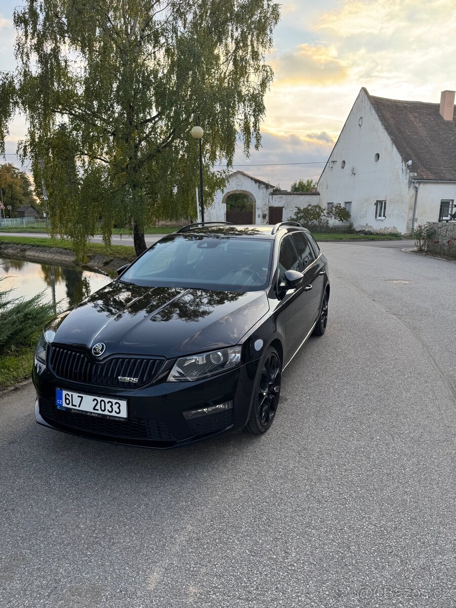 Škoda Octavia 3 rs 2.0tsi - 2