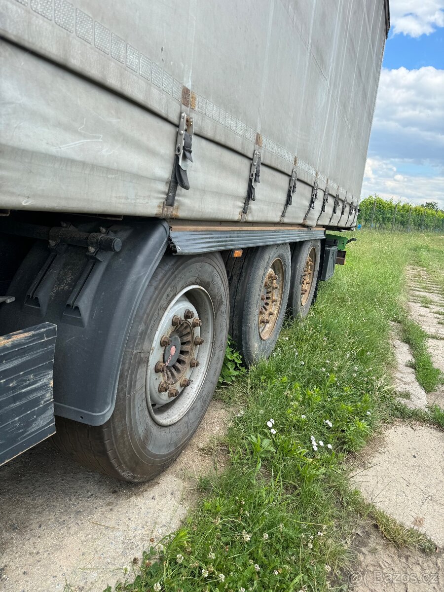 Plachtový návěs - 2