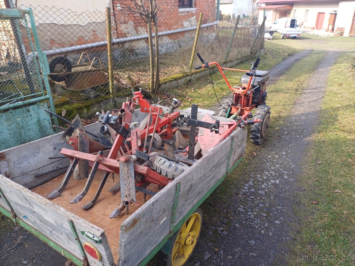Zahradní malotraktor - 2