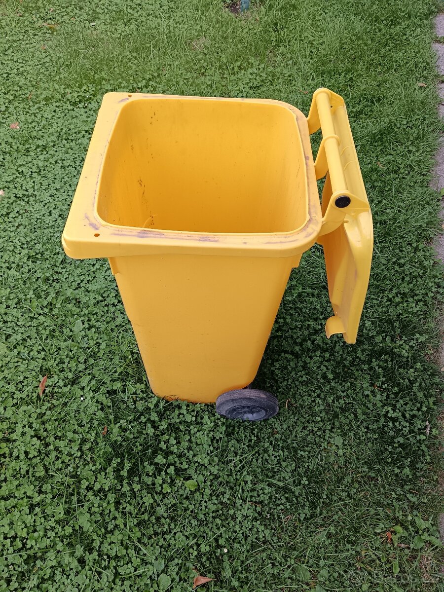 Plastová žlutá popelnice na plast - 2