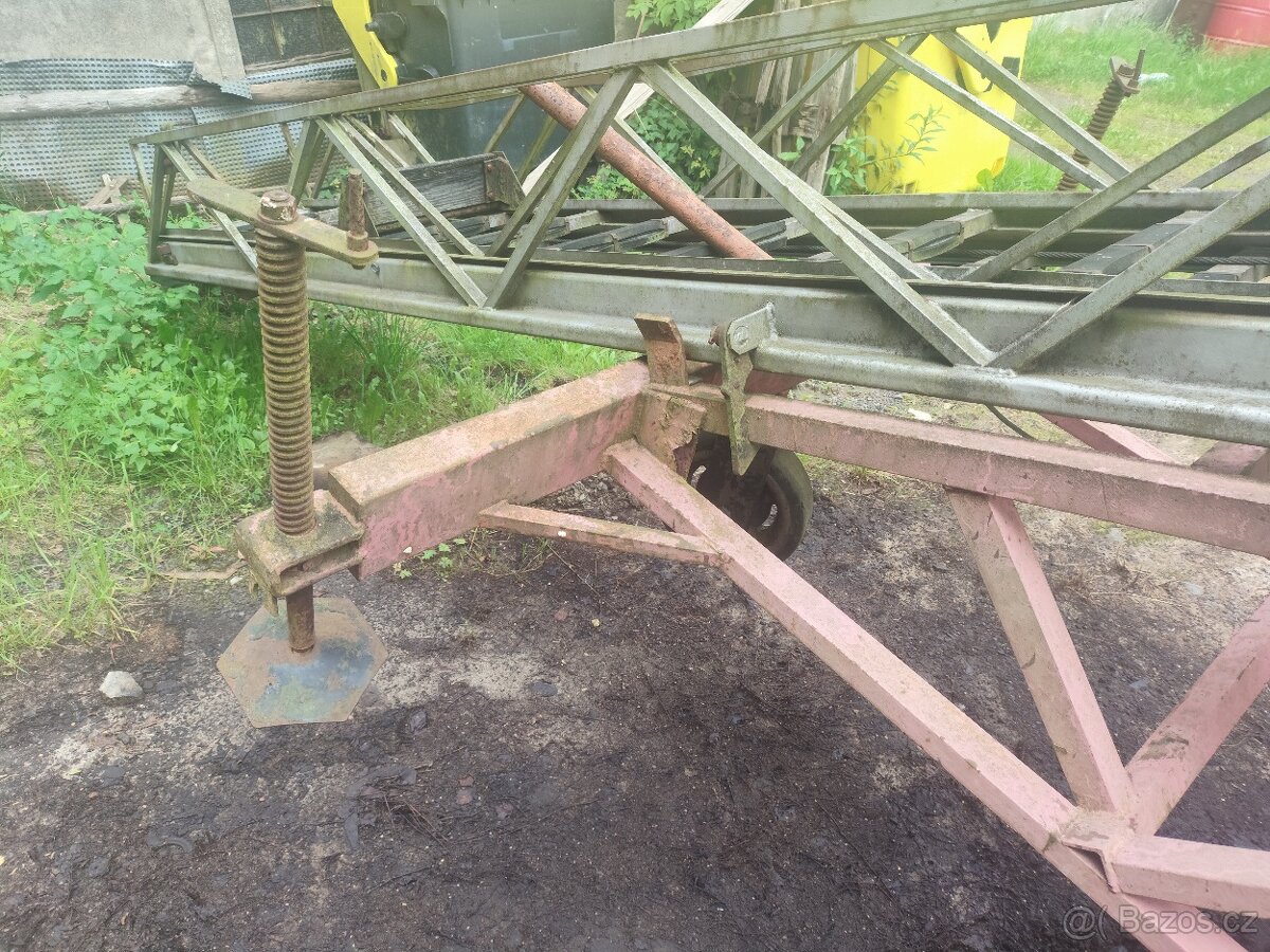 Pojízdný výsuvný žebřík - 2