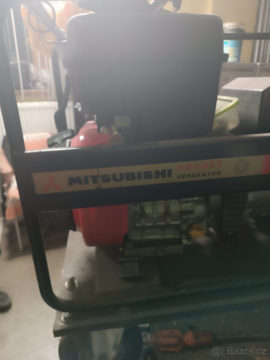 prodám elektrocentrálu Mitsubischi silnou skoro nepoužívanou - 2